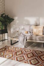 Superbe tapis tissé multicolore pour l'intérieur et l'extéri, Enlèvement