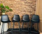 4 zwarte hoge stoelen (barkrukken), Huis en Inrichting, Stoelen, Zwart, Ophalen of Verzenden, Zo goed als nieuw, Vier