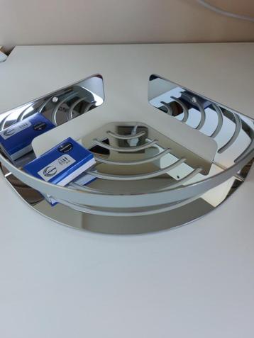 Hoekkorf voor douche accessoires beschikbaar voor biedingen