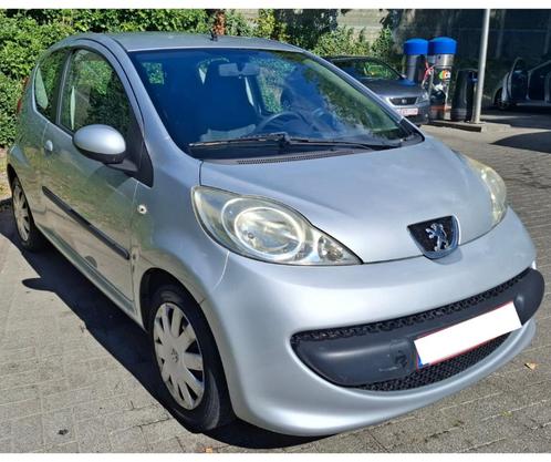 Peugeot 107, Auto's, Peugeot, Particulier, Airconditioning, Elektrische ramen, Benzine, Euro 4, Berline, 3 deurs, Automaat, Zilver of Grijs