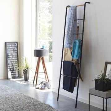 Yamazaki tower ladder rek beschikbaar voor biedingen