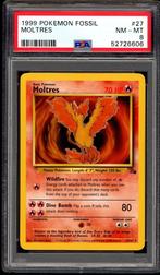 Moltres PSA 8 - 27/62 - Fossil 1999, Hobby en Vrije tijd, Verzamelkaartspellen | Pokémon, Verzenden, Zo goed als nieuw, Losse kaart