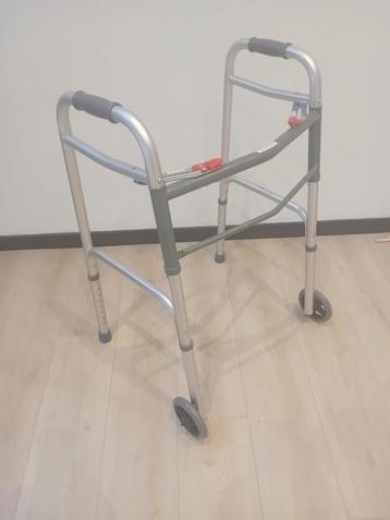In hoogte verstelbaar aluminium opstapframe
Mobiele telefoon beschikbaar voor biedingen