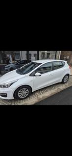 kia ceed an2016 ess 1.4 airco radar recul carnet 85000 km, Autos, Euro 5, Achat, Entreprise, Boîte manuelle
