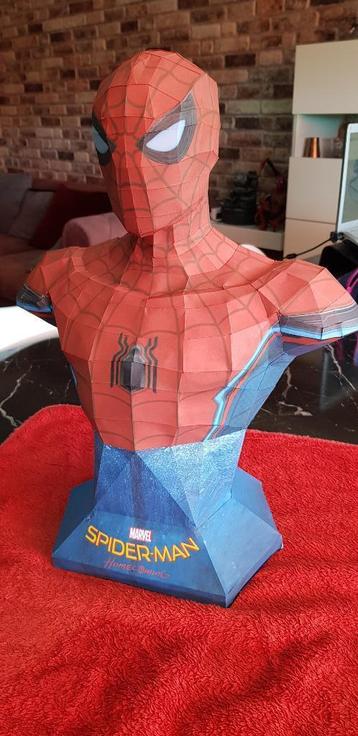 papercraft buste spiderman