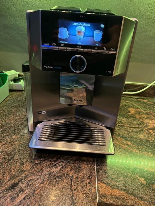Siemens S 700 EQ.9 plus connect espressomachine: prima staat, Elektronische apparatuur, Koffiezetapparaten, Zo goed als nieuw