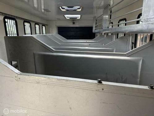 inrichting paardenwagen paardenvrachtwagen tussenschot etc., Auto-onderdelen, Overige Auto-onderdelen, Gebruikt, Ophalen of Verzenden