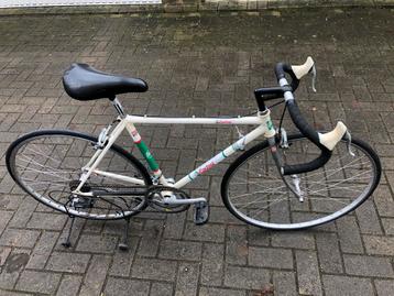 Castrol Retro koersfiets beschikbaar voor biedingen