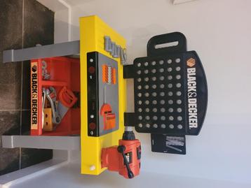 Speelgoed werkbank beschikbaar voor biedingen