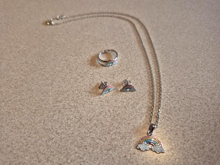 Victoria set kinderjuwelen regenboog gerhodineerd zilver 925, Bijoux, Sacs & Beauté, Colliers, Neuf, Argent, Argent, Réglable