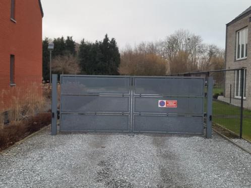 Emplacement de parking Mettet centre, Immo, Garages en Parkeerplaatsen, Charleroi