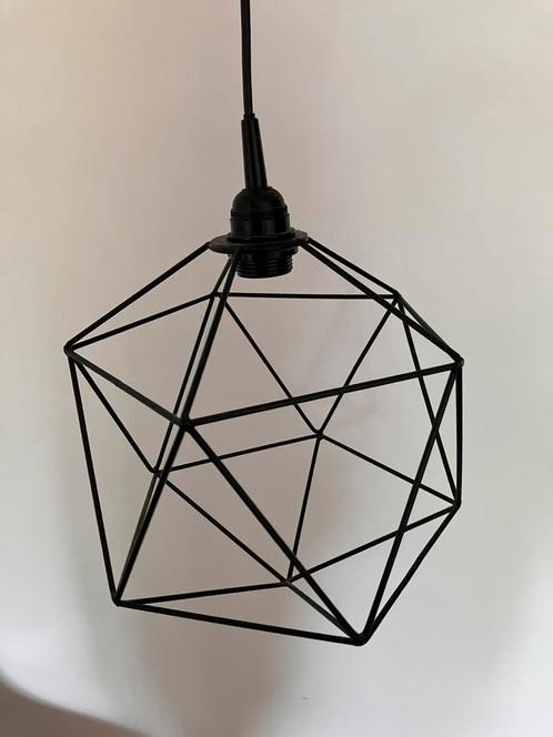 Zwarte minimale, moderne, geometrische kroonluchter, Huis en Inrichting, Lampen | Hanglampen, Metaal, Ophalen of Verzenden