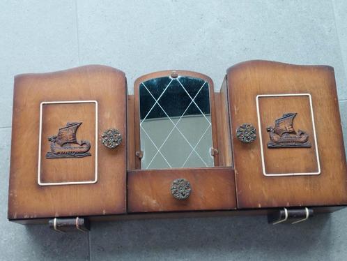 mooie houten wandkast, te gebruiken als apothekerskastje, Huis en Inrichting, Kasten | Overige, Gebruikt, Ophalen