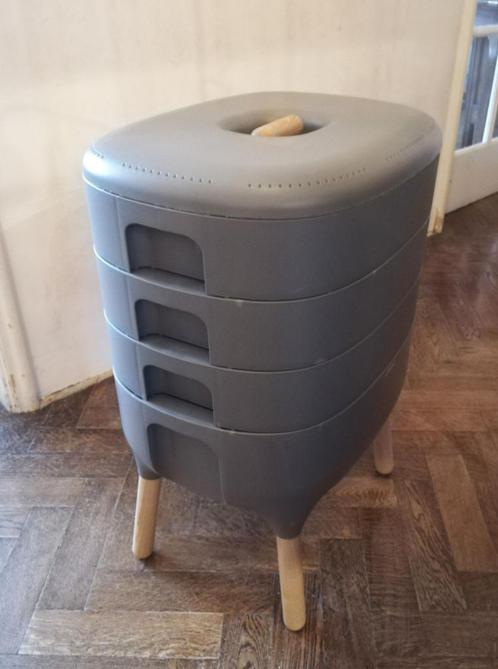 Vermicomposter Urbalive Vermicomposter, Huis en Inrichting, Keuken | Keukenelementen, Zo goed als nieuw, Minder dan 100 cm, Minder dan 50 cm