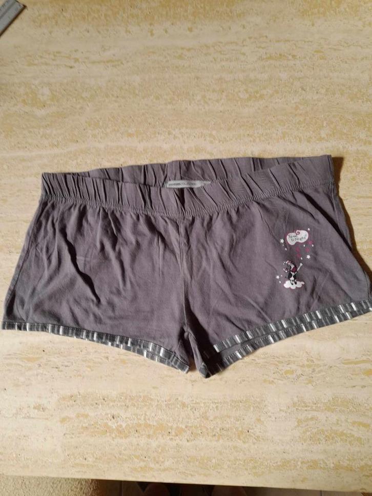 Grijs nachtbroekje   Suisses  maat 38/40, Kleding | Dames, Pyjama's, Gedragen, Maat 38/40 (M), Ophalen of Verzenden