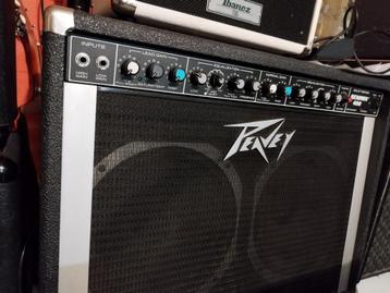 ampli peavey renown 400 2x12 beschikbaar voor biedingen