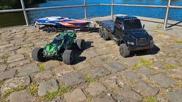 Traxxas TRX6 vrachtwagen + aanhanger + boot beschikbaar voor biedingen