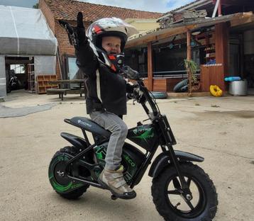 mini kinder moto, eco flee disponible aux enchères