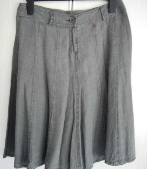Kakigroene rok - PIC - maat 40, Kleding | Dames, Rokken, Zo goed als nieuw, Maat 38/40 (M), Groen, Knielengte, Ophalen of Verzenden