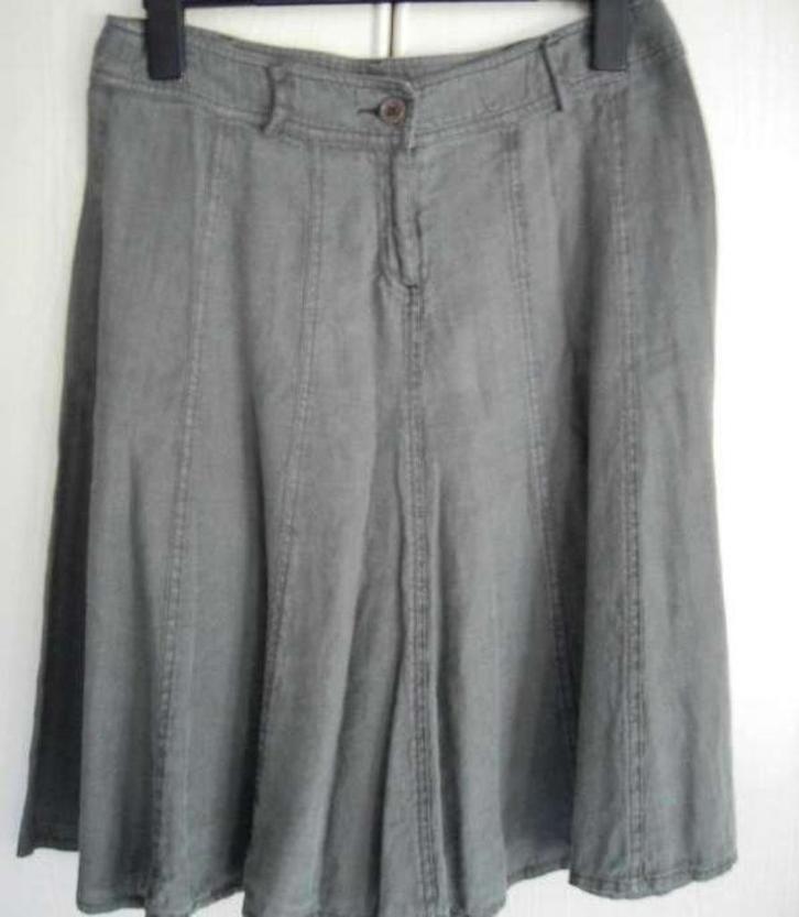 Kakigroene rok - PIC - maat 40, Kleding | Dames, Rokken, Zo goed als nieuw, Maat 38/40 (M), Groen, Knielengte, Ophalen of Verzenden