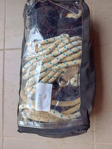 Hulpteugel longeren pessoa beschikbaar voor biedingen