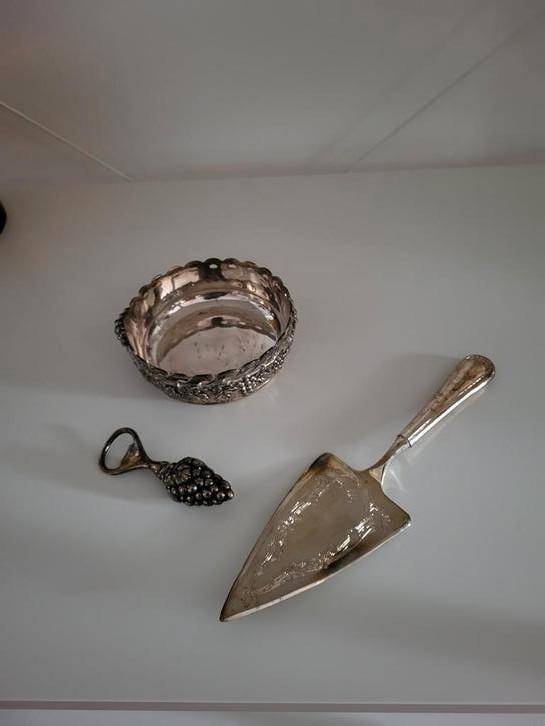 Zilver, verguld taartschep, flessenopener en schaaltje, Antiek en Kunst, Antiek | Zilver en Goud, Zilver, Ophalen