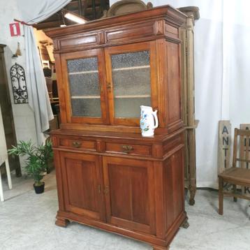 Meuble buffet/vitrine ancien en OLM robuste L 134 H 206 D 47 disponible aux enchères