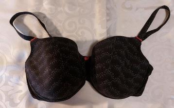Prima Donna Twist BH beschikbaar voor biedingen