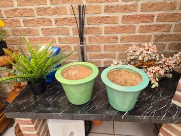 Groene geglazuurde terracotta bloempotten 15 euro per stuk  beschikbaar voor biedingen