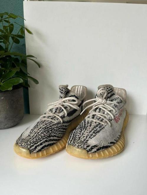 Yeezy 360 zebra - wit/zwart - maat 46, Kleding | Heren, Schoenen, Zo goed als nieuw, Sneakers, Overige kleuren, Ophalen