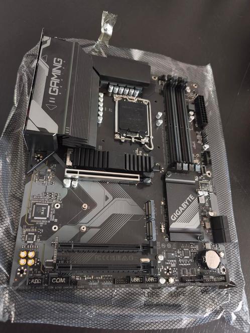 Gigabyte B760 Gaming X DDR4, Computers en Software, Moederborden, Nieuw, Intel, DDR4, Ophalen of Verzenden