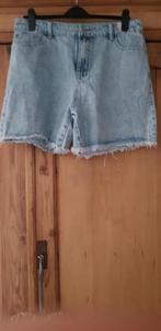 Jeans short M 42, Vêtements | Femmes, Jeans, Enlèvement ou Envoi, Neuf, Bleu, W33 - W36 (confection 42/44)