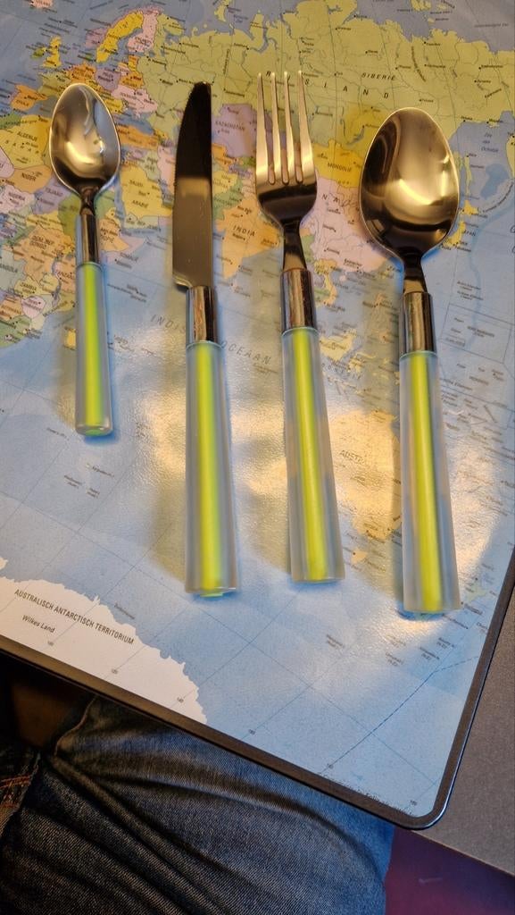 Zomer keuken bestek setje mes vork lepel mes, Ophalen of Verzenden, Zo goed als nieuw