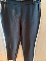 Broek dames, Kort, Grijs, Gedragen, Ophalen