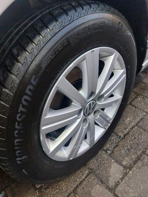 4 velgen met zeer goede originele 15" banden golf 6, _5,6,7, Auto-onderdelen, Banden en Velgen, Band(en), Ophalen