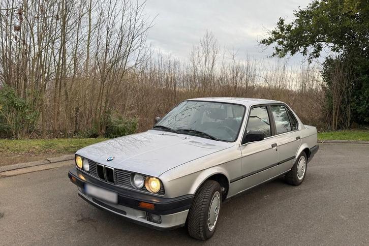 BMW E30 316i, Autos, BMW, Particulier, Série 3, Toit ouvrant, Essence, Enlèvement