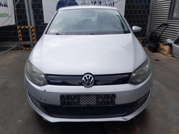 VOORKOP Volkswagen Polo V (6R) (01-2009/10-2017), Auto-onderdelen, Carrosserie, Volkswagen, Gebruikt