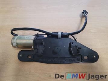 Slotmechanisme achterklep elektrisch BMW E39 67148362371 beschikbaar voor biedingen