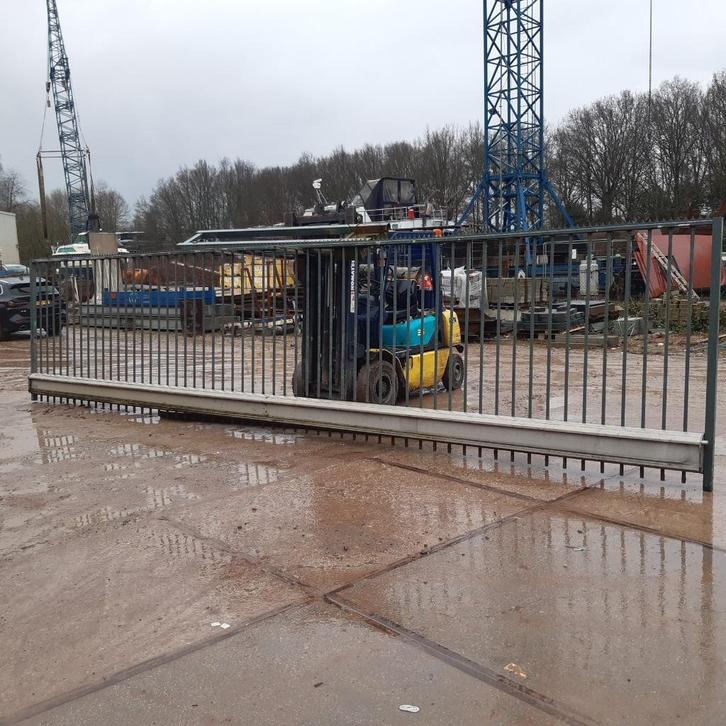 Rolpoort Handmatig schuifpoort Heras, Tuin en Terras, Tuinpoorten, Gebruikt, Schuifpoort, Aluminium, 150 tot 200 cm, 200 cm of meer