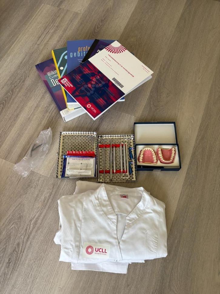 Mondzorg UCLL Leuven les- en labo-materiaal 1ste jaar., Boeken, Studieboeken en Cursussen, Nieuw, Hoger Onderwijs, Ophalen of Verzenden
