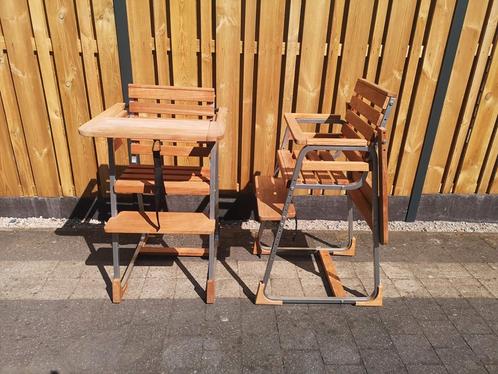 Childwood eetstoel, Kinderen en Baby's, Kinderstoelen, Gebruikt, Meegroeistoel, Aanschuifbaar, Afneembaar eetblad, Gordel(s), Ophalen