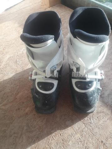 dalbello skischoenen maat 20 (+/-32) beschikbaar voor biedingen