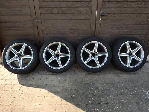 Originele 18 inch Mercedes AMG velgen Pirelli zomerbanden, Auto-onderdelen, Banden en Velgen, Band(en), Zomerbanden, 18 inch, Ophalen