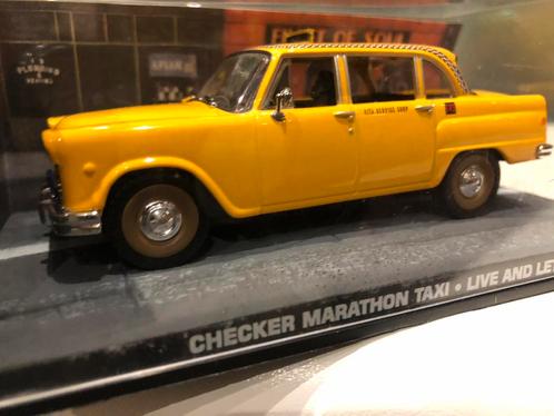 Taxi Checker Marathon - James Bond, Hobby & Loisirs créatifs, Voitures miniatures | 1:43, Utilisé, Voiture, Universal Hobbies