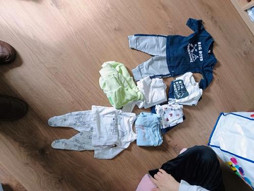 Baby kleding maat 50 / 56 jongens TOT MAAT 92, Enfants & Bébés, Vêtements de bébé | Packs de vêtements pour bébés, Comme neuf