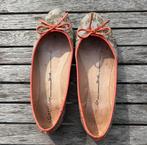 Ballerina’s met strik goud koraal Gaudí maat 40, Kleding | Dames, Beige, Gedragen, Gaudi, Ballerina's