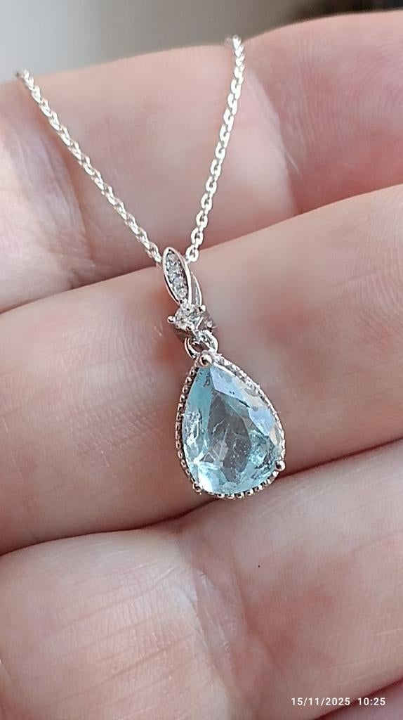 Pendentif en argent massif avec belle topaze bleue, Neuf, Enlèvement ou Envoi, Avec pierre précieuse, Bleu