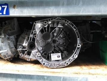 Gereviseerde versnellingsbak Pk6 020  Opel Vivaro 2.5DTI  beschikbaar voor biedingen