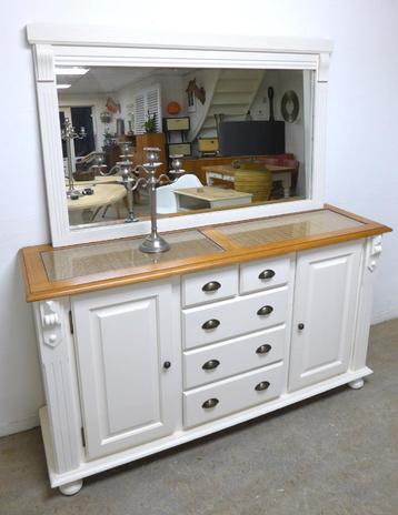 Belle commode de buffet rurale blanche