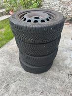 stalen velgen met 4 bijna nieuwe banden 205/55 R 16 T, Auto-onderdelen, Ophalen, 16 inch, Banden en Velgen, 205 mm